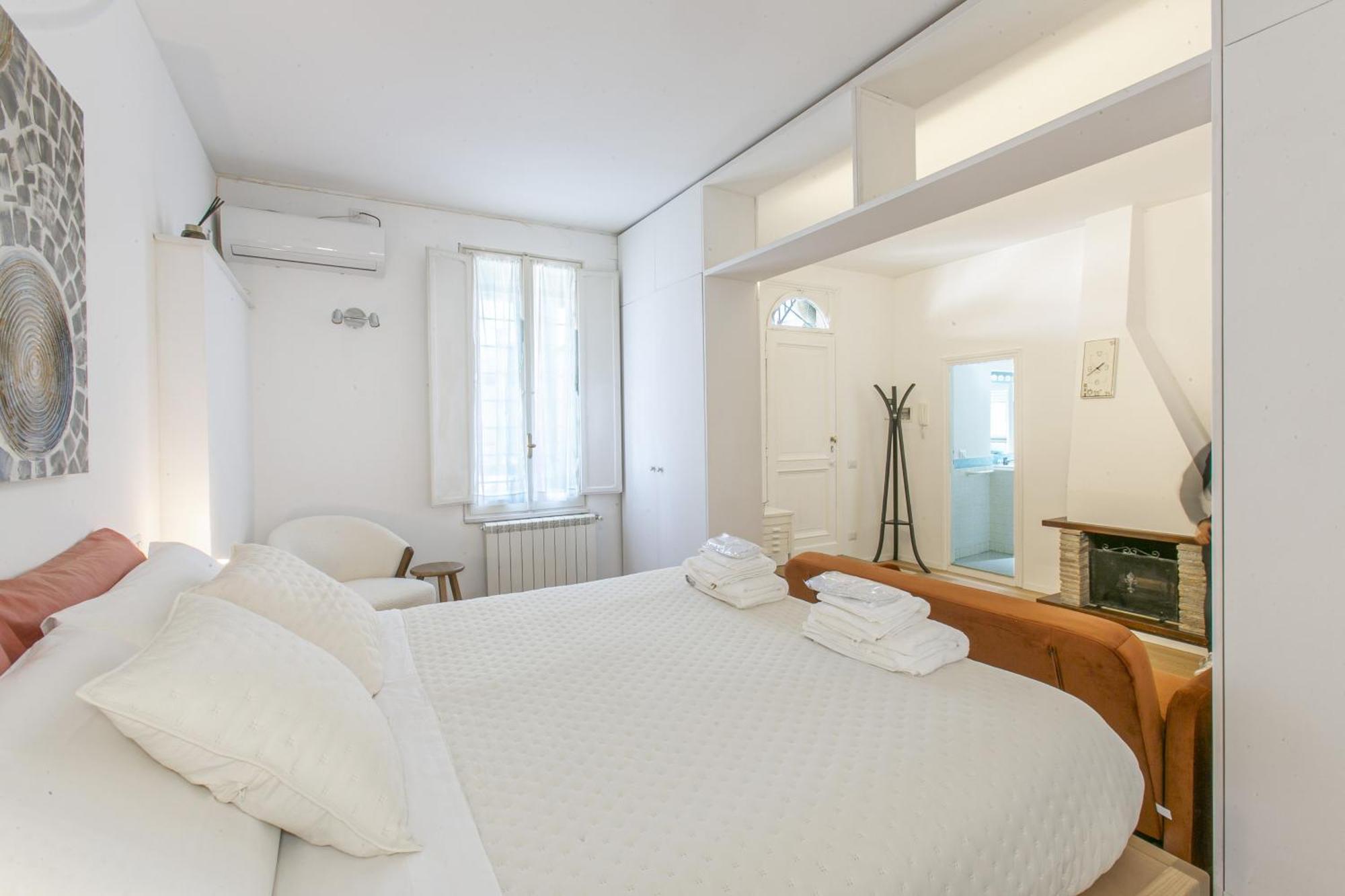 Apartment Attico Nel Cuore Di Con Box Privato Per Auto Rome