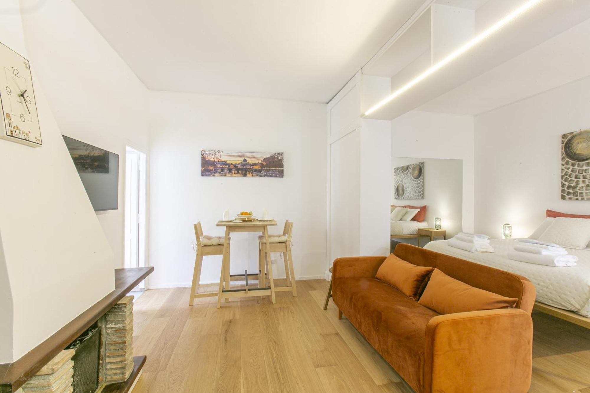Attico Nel Cuore Di Con Box Privato Per Auto Apartment Rome
