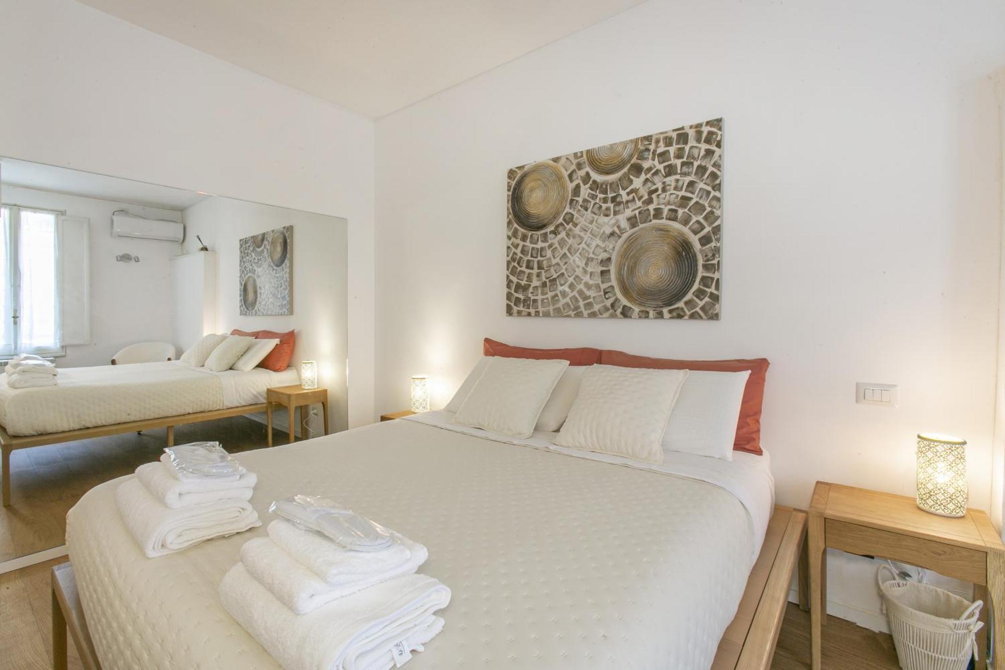 Apartment Attico Nel Cuore Di Con Box Privato Per Auto Rome