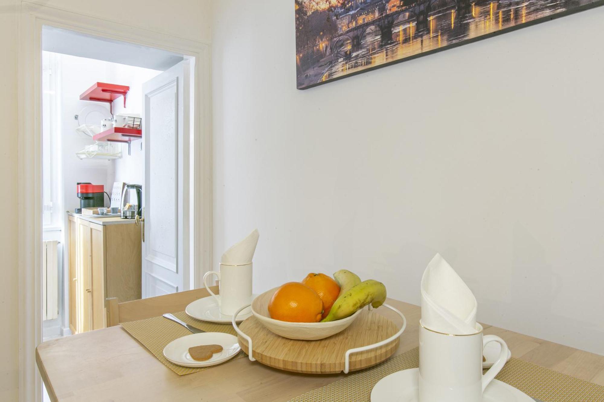 Attico Nel Cuore Di Con Box Privato Per Auto Apartment Rome