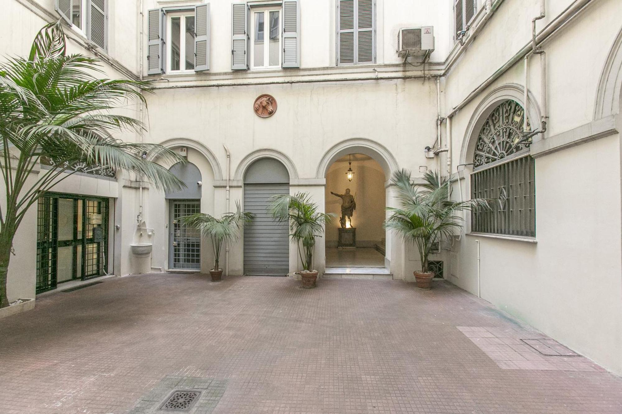 Apartment Attico Nel Cuore Di Con Box Privato Per Auto Rome