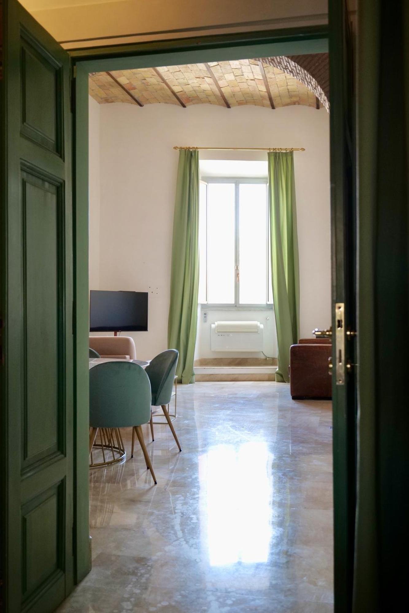 Apartment Fororomano Luxury