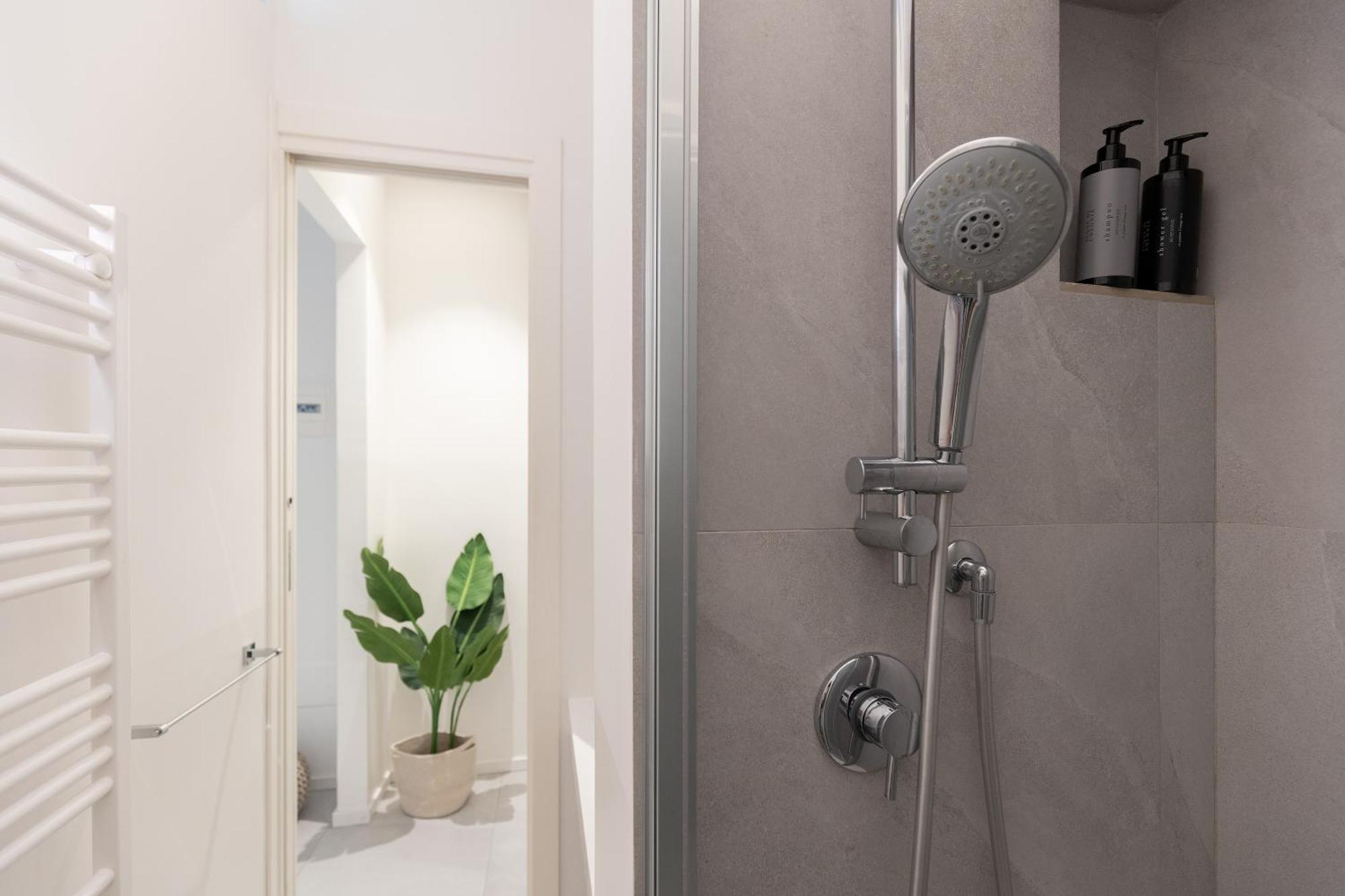 Cantoni 4b - At Colosseum Casa vacanze