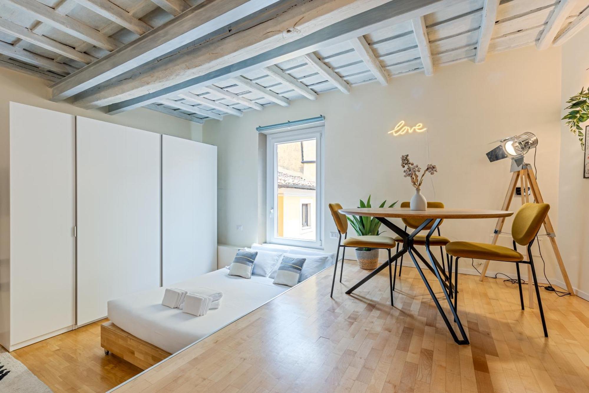 Appartement Cantoni 4a - Loft At Colosseum *