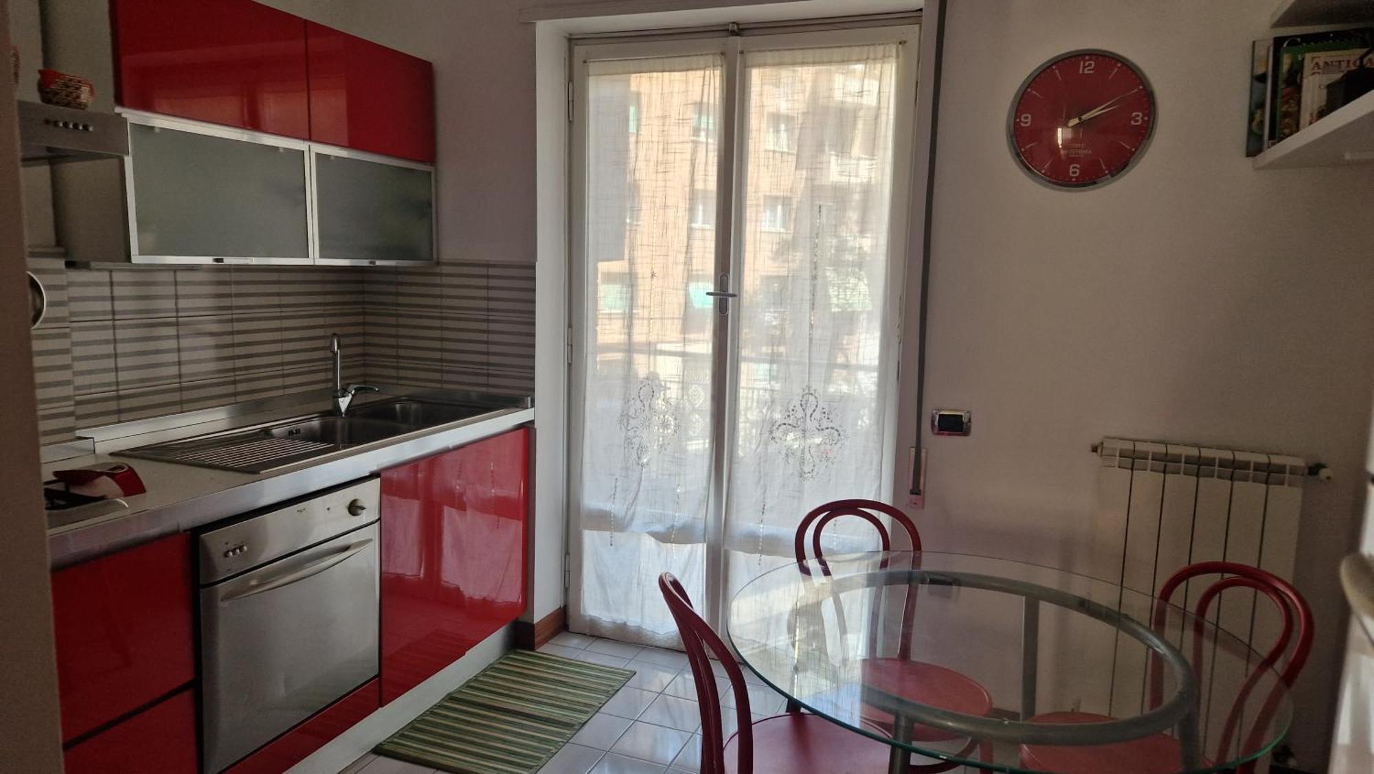 Apartment Via Tiburtina Vicino Universita E Stazione Intero Per La Tua Vacanza A Rome