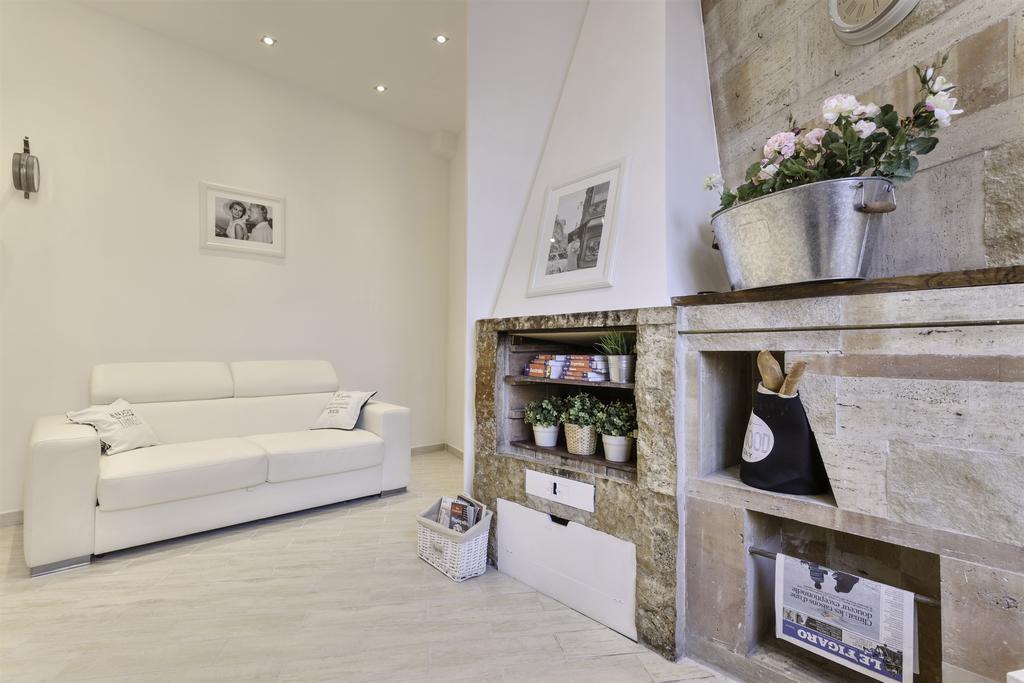 Townhouse By The Spanish Steps *