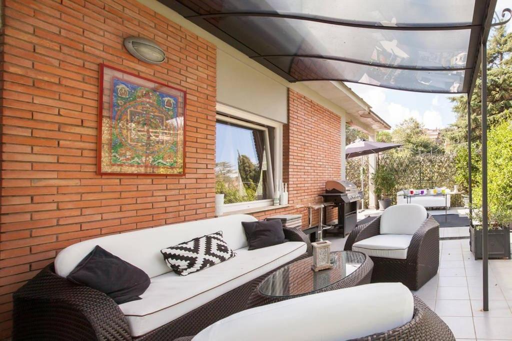 Exclusive Penthouse Private Terrace Chromotherapy And Sauna Apartment