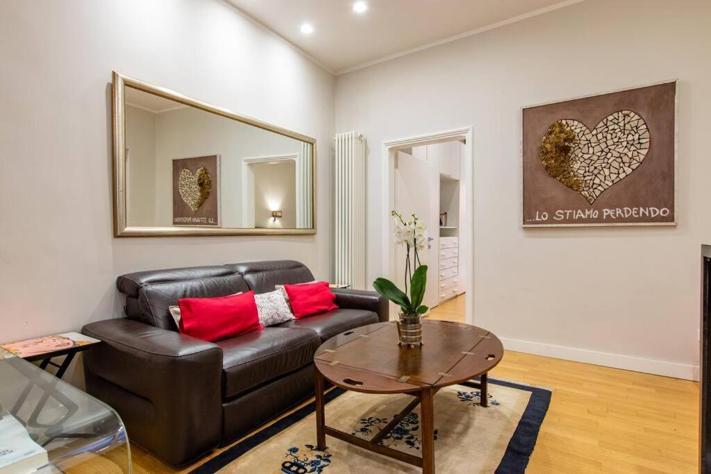 Historic With Terraces Appartement