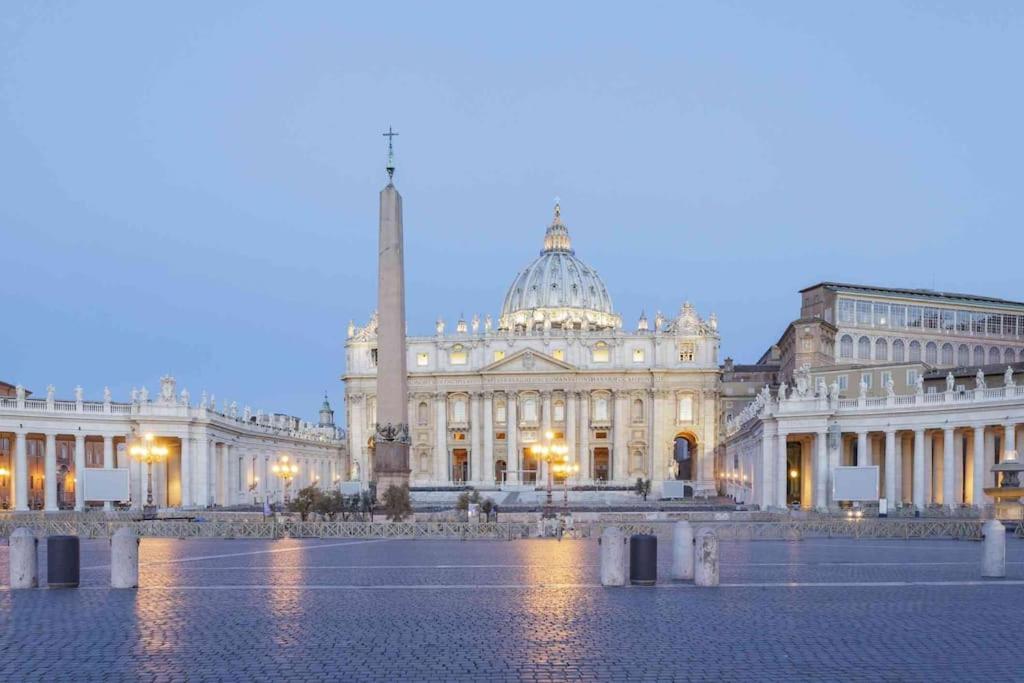 Vatican House Entire Two Bedrooms 2 Wi Fi A Portable One *