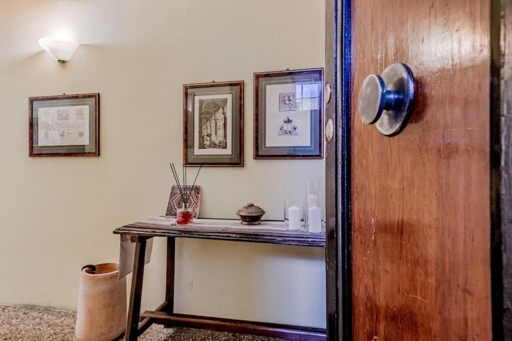 Vatican House Entire Two Bedrooms 2 Wi Fi A Portable One Apartment Rome
