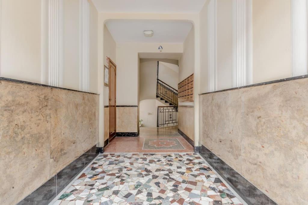 Vatican House Entire Two Bedrooms 2 Wi Fi A Portable One * Rome