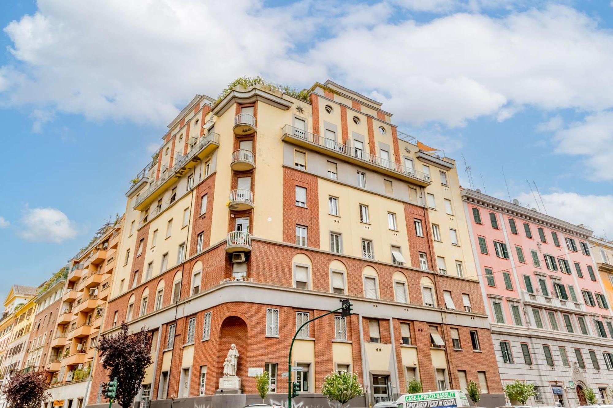 Giuliano Apartment Rome
