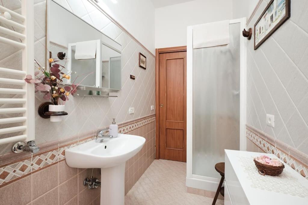 Penthouse 200 Meters From Metro Wi-fi And Ac * Rome
