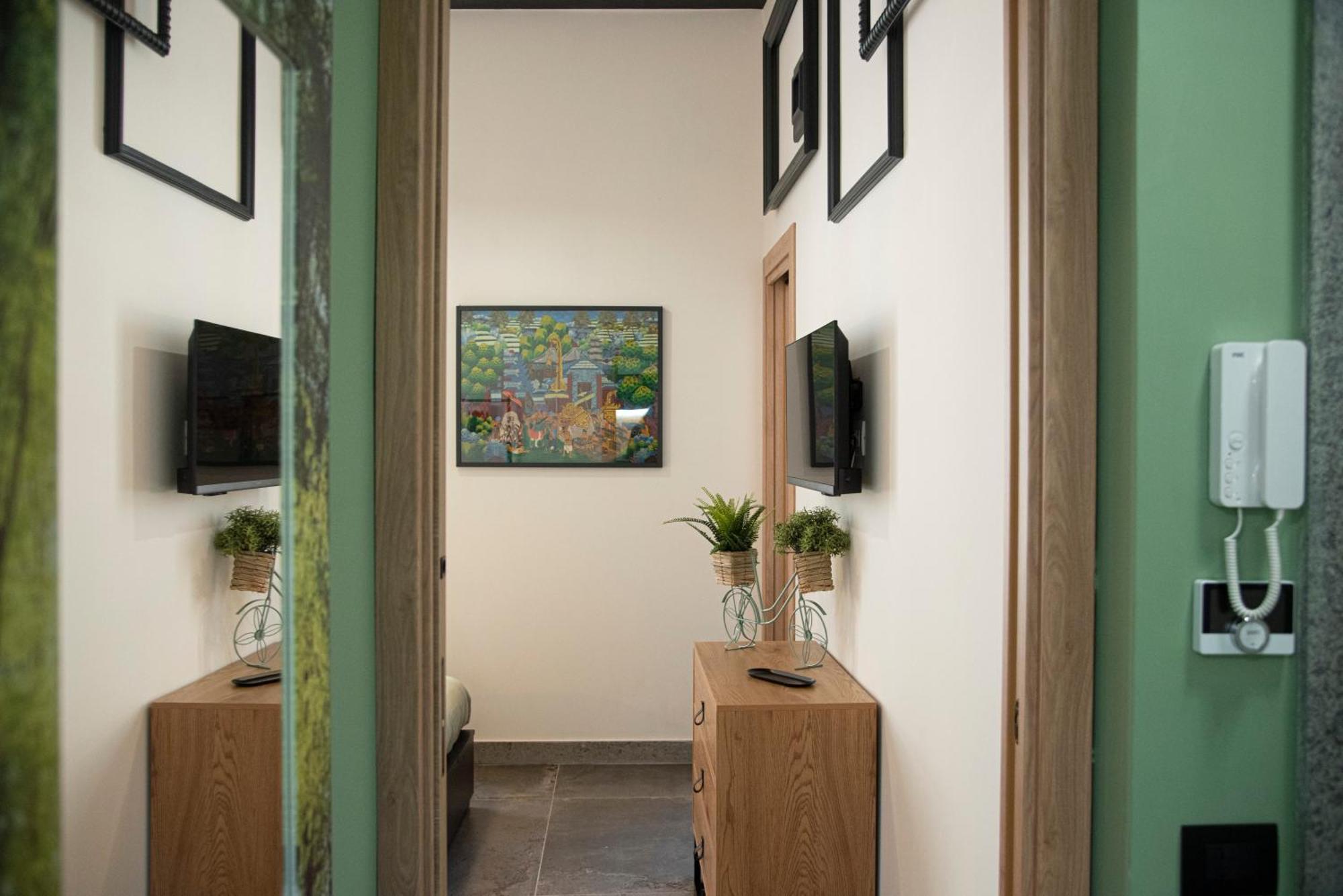 Apartment Vatican Boutique With St Peters Dome View *