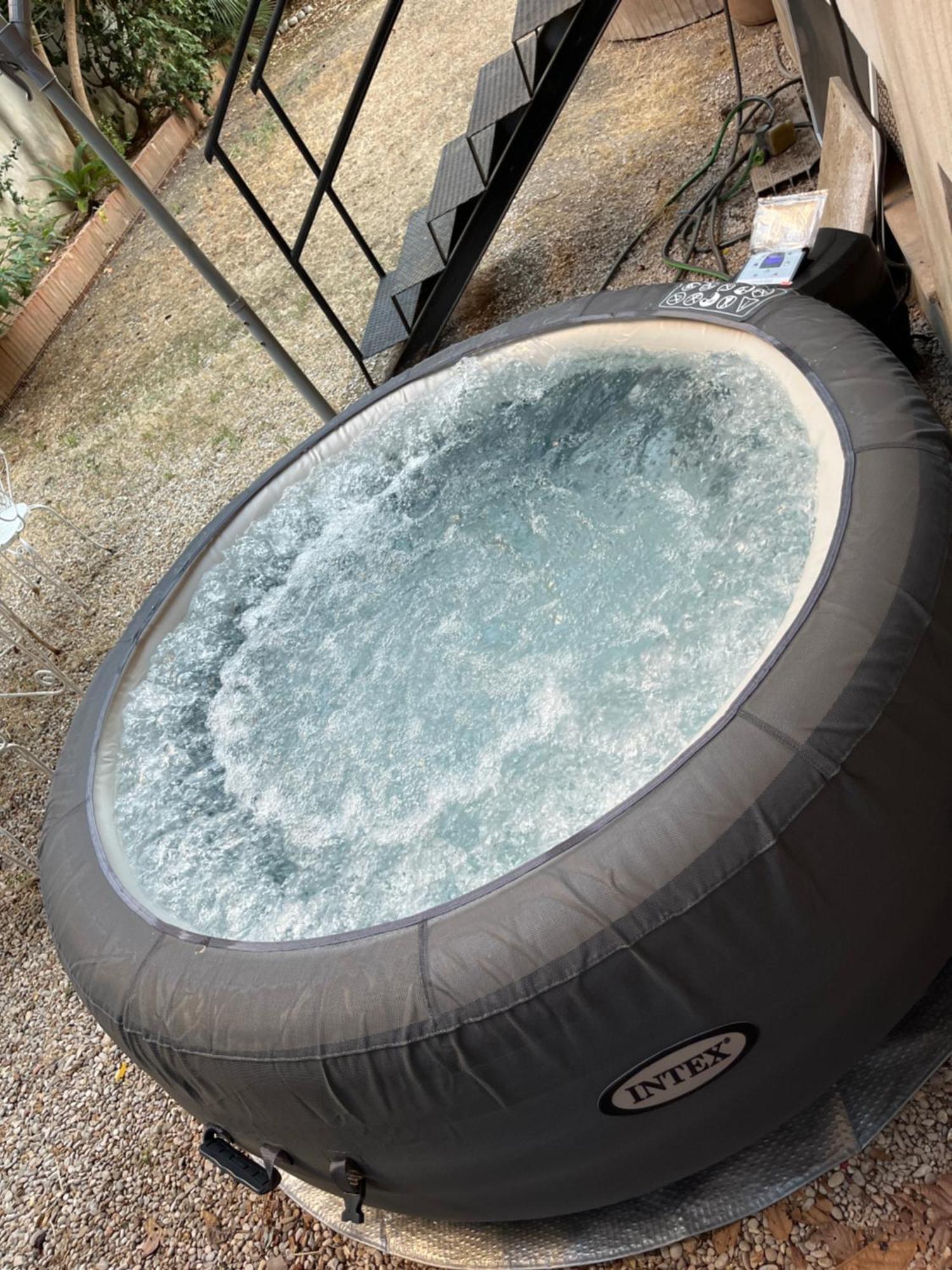 Jacuzzi Sestius Apartment