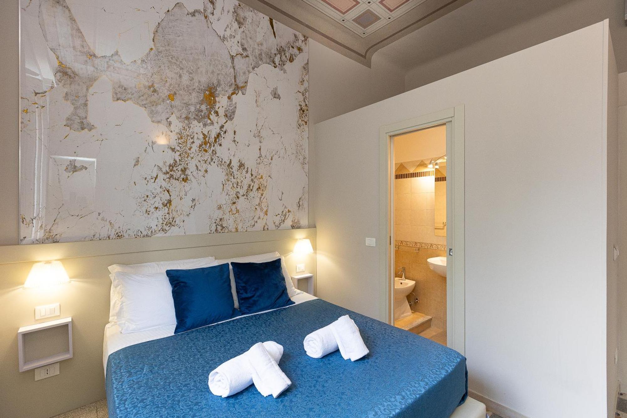 Iron Cityaus Termini Guest house Rome