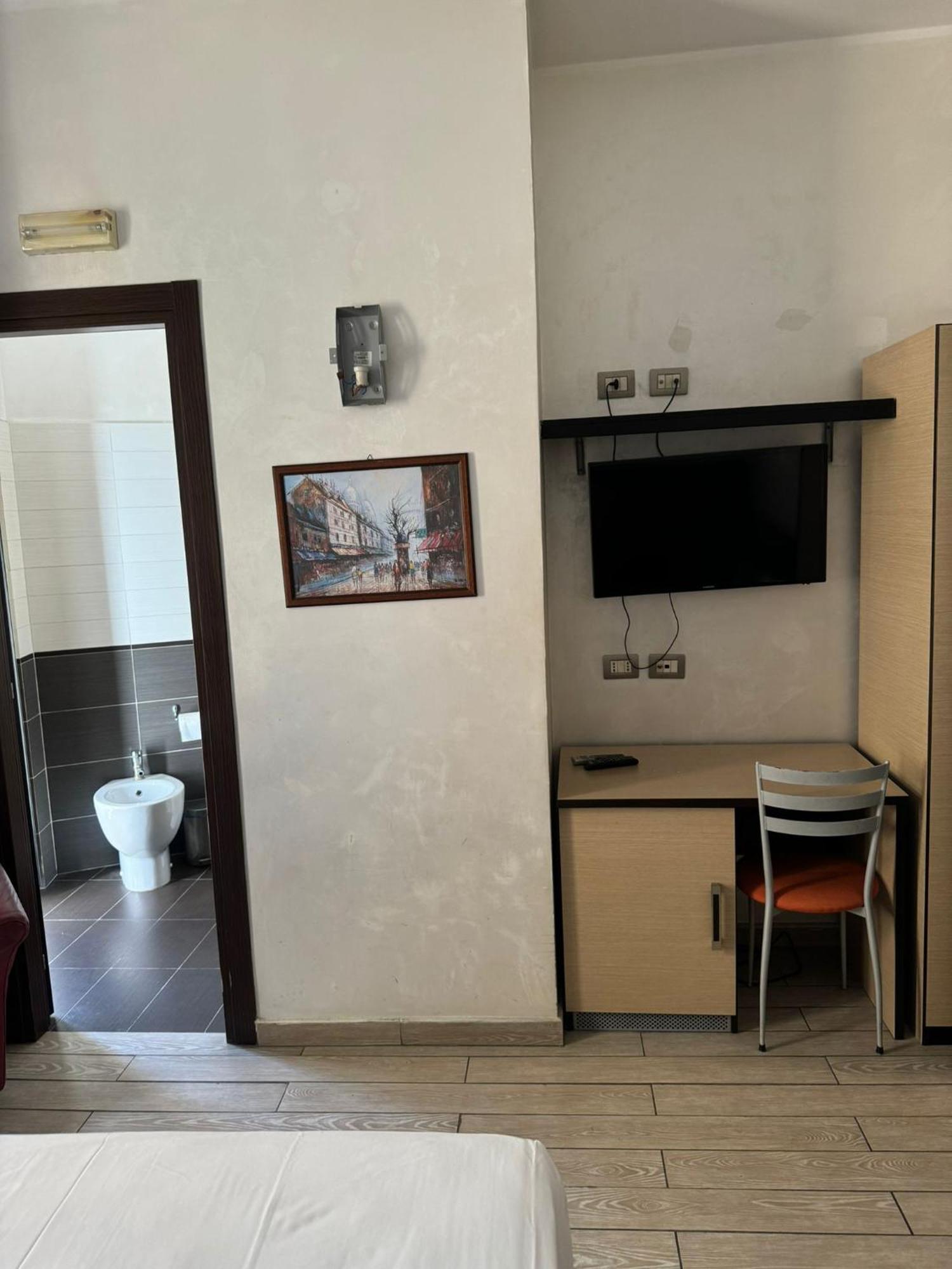 Termini Zen 2-zen51 Guest house