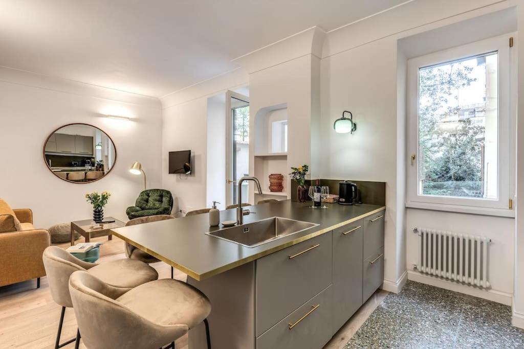 Appartement 3 Bedroom Via Genova Monti Area Rome