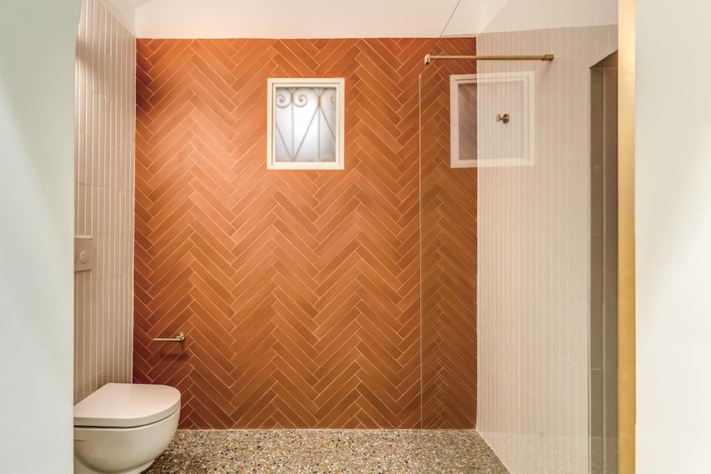 3 Bedroom Via Genova Monti Area Appartement Rome