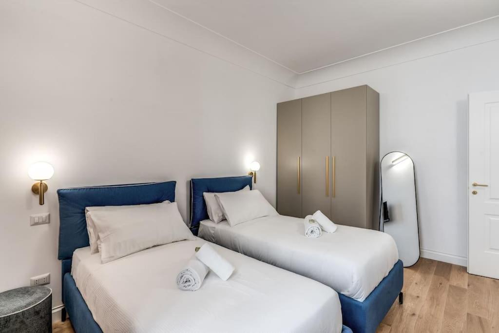 3 Bedroom Via Genova Monti Area Appartement *