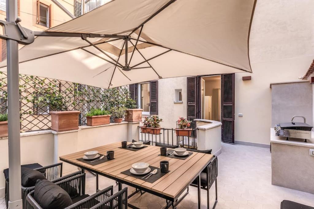 3 Bedroom Via Genova Monti Area Appartement