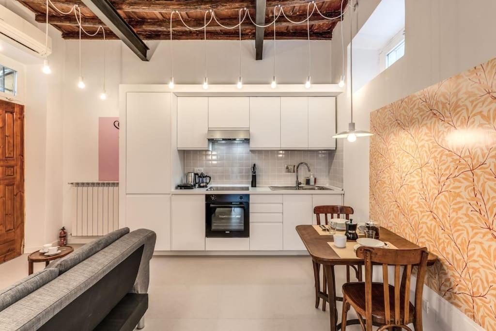 Trastevere Vicolo Del Leopardo Apartamento *