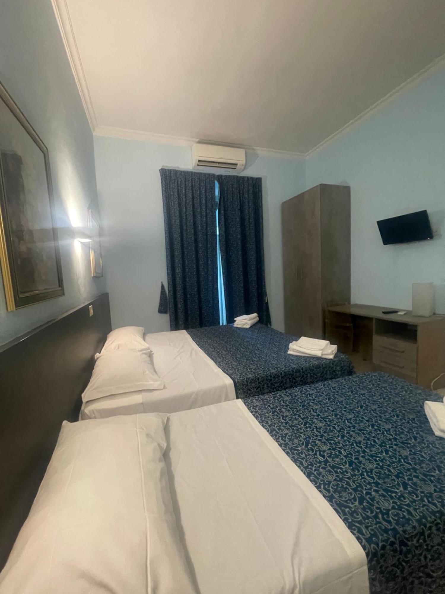 Aparthotel Lodi 3*