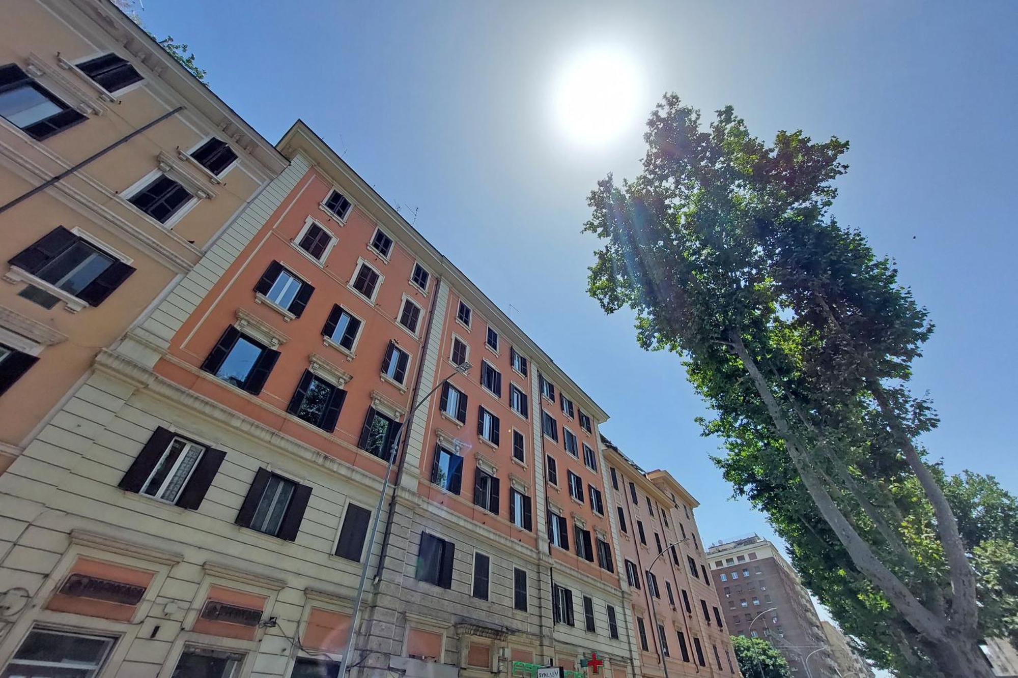 Ostiense Upsidedown * Rome