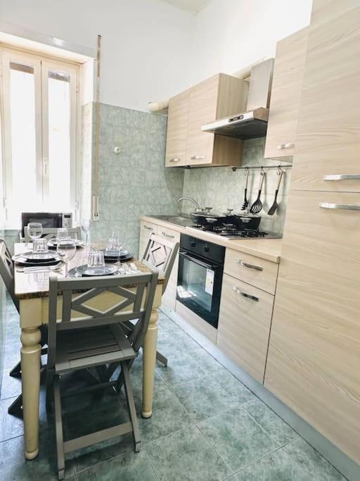 Apartment Lovely In San Giovanni