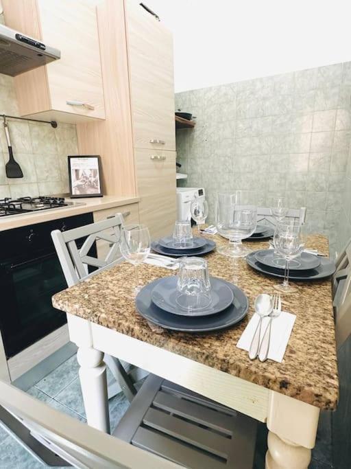 Lovely In San Giovanni Apartment Rome