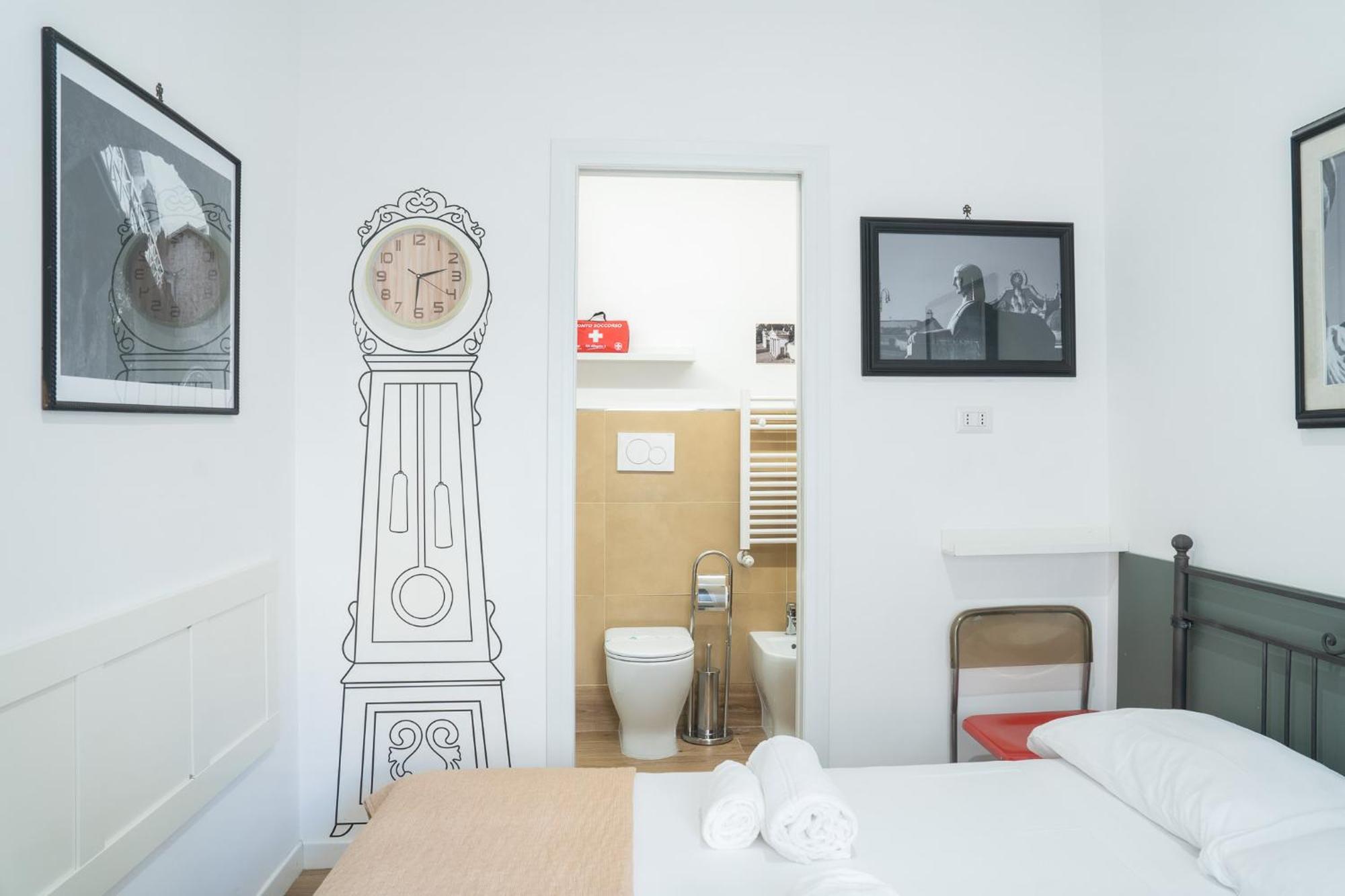 Domus 111 2 Bedroom Apartment Rome