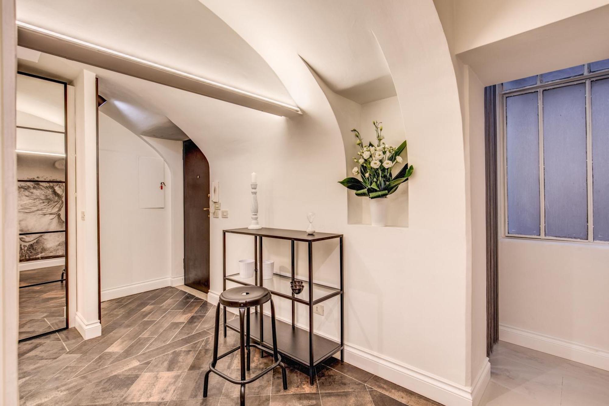 Cozy Flat In Front Of Fori Imperiali * Roma