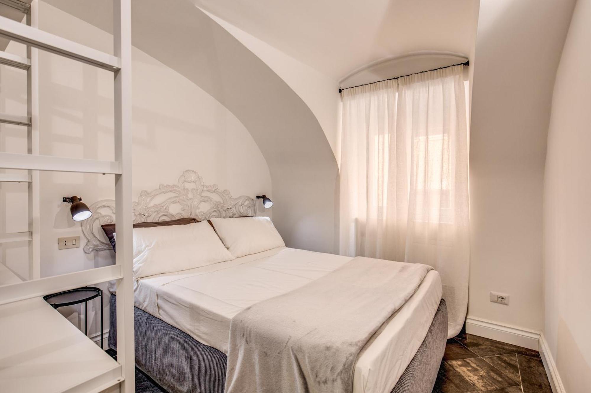 Cozy Flat In Front Of Fori Imperiali * Rome