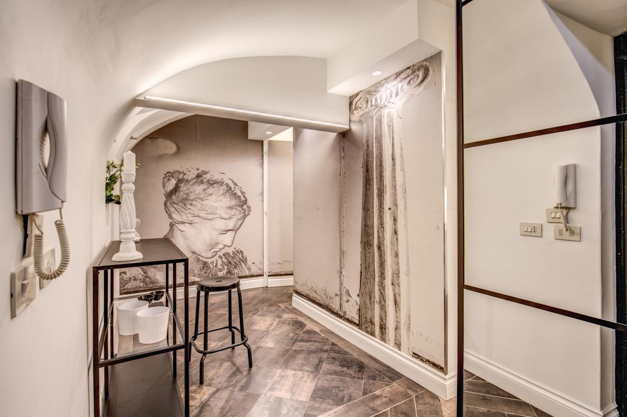 Cozy Flat In Front Of Fori Imperiali Appartamento