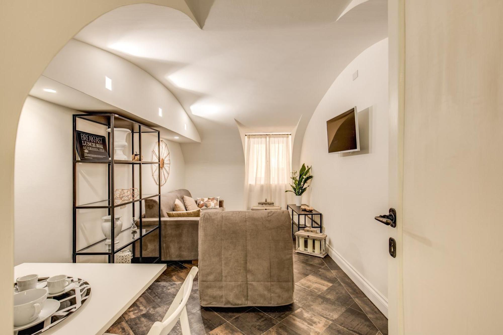 Cozy Flat In Front Of Fori Imperiali Appartamento