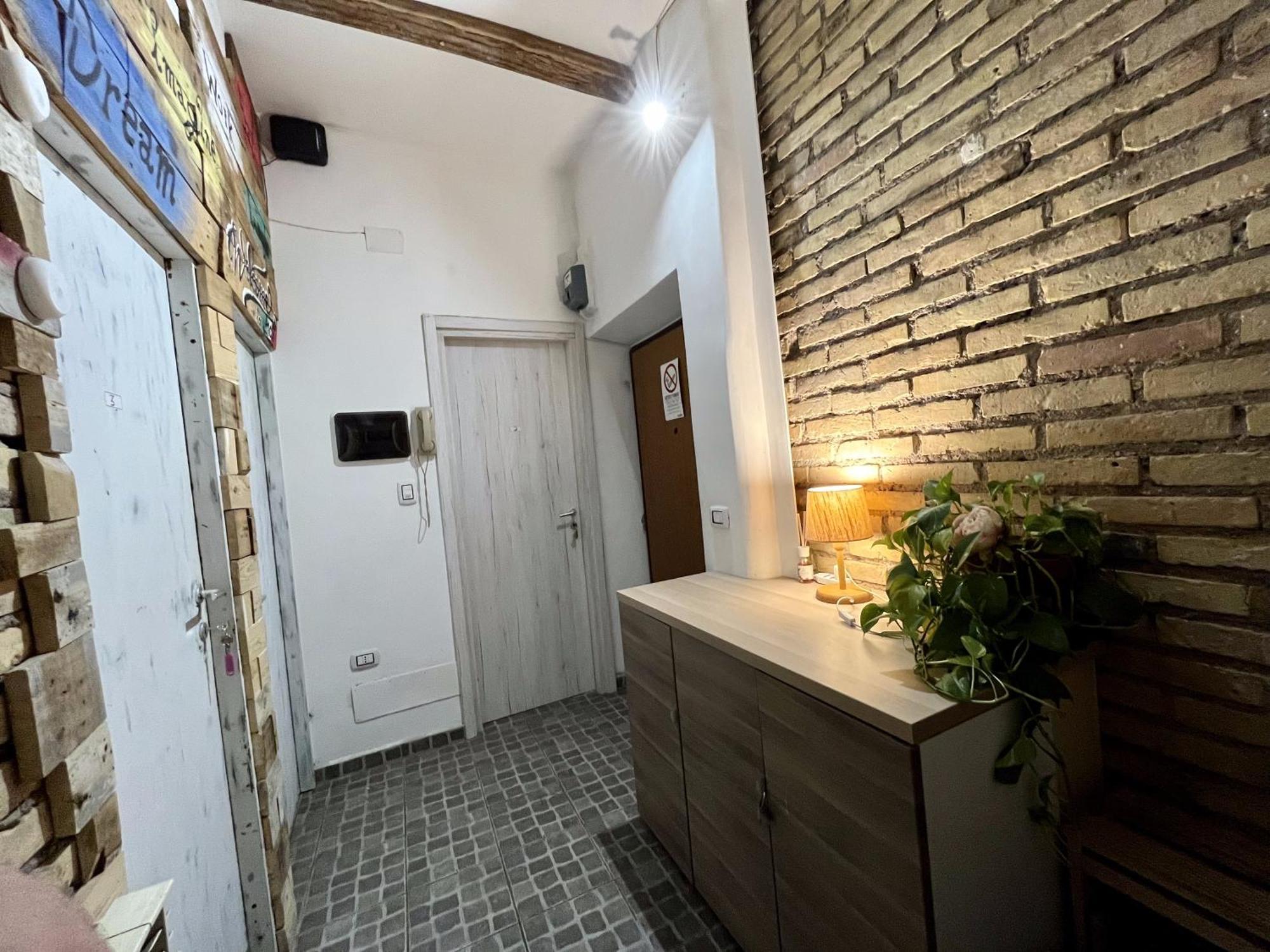 Amoroma Latina Bed & Breakfast