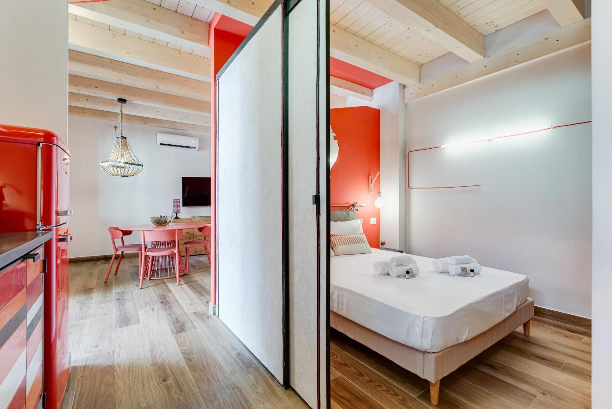 Vivilo Collection - Pigneto - Patio - Terrace - Parking Apartment