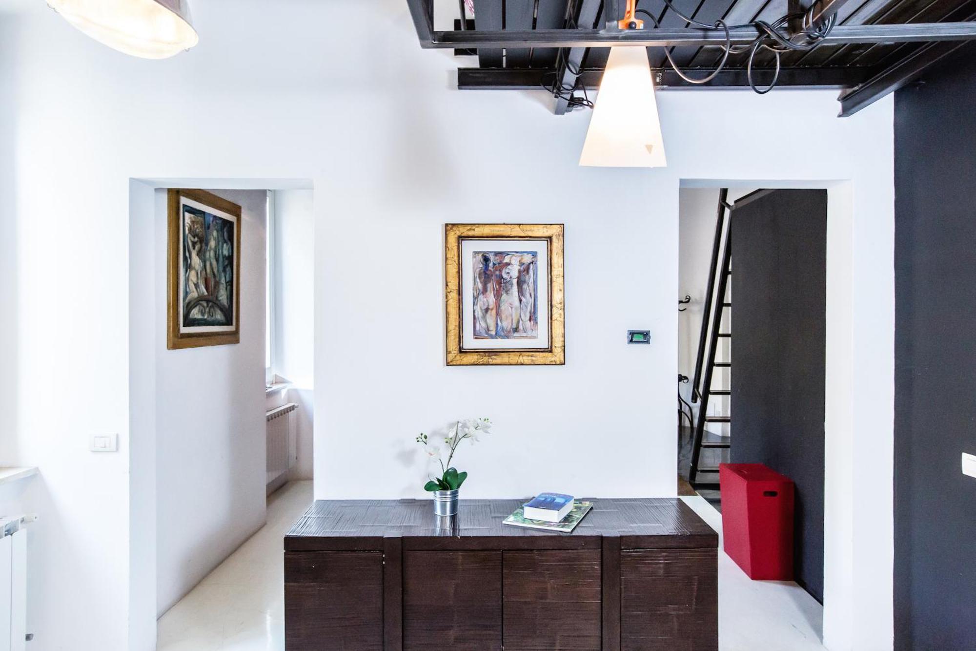 Trastevere Design Loft - My Extra Apartment