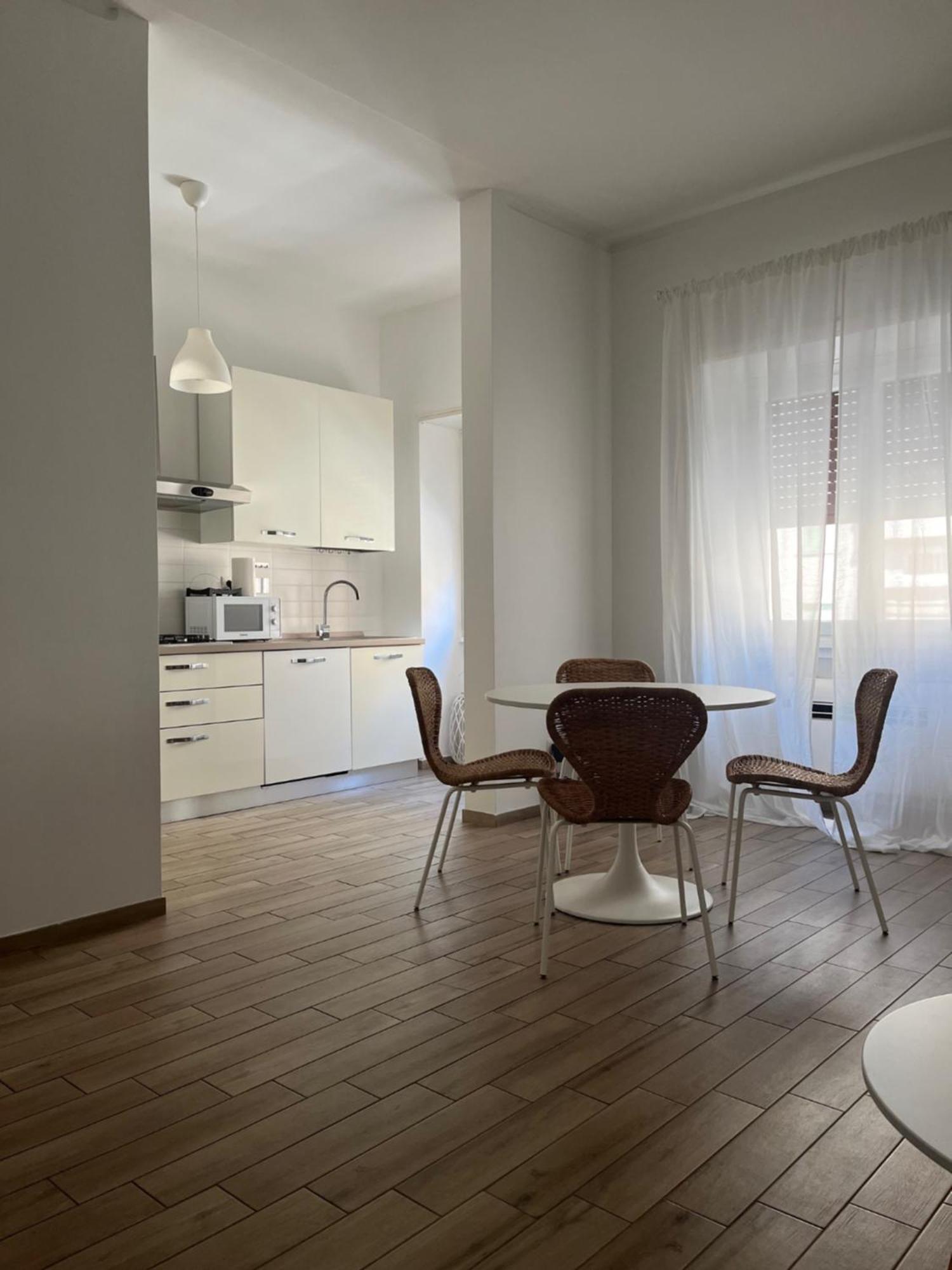 Loverhome 10 * Rome