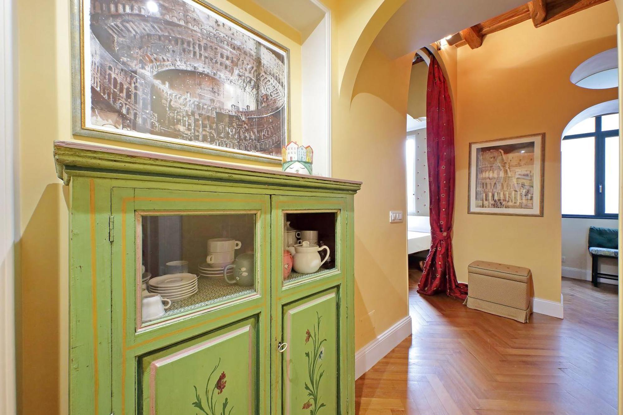 Pantheon Luxury Rome