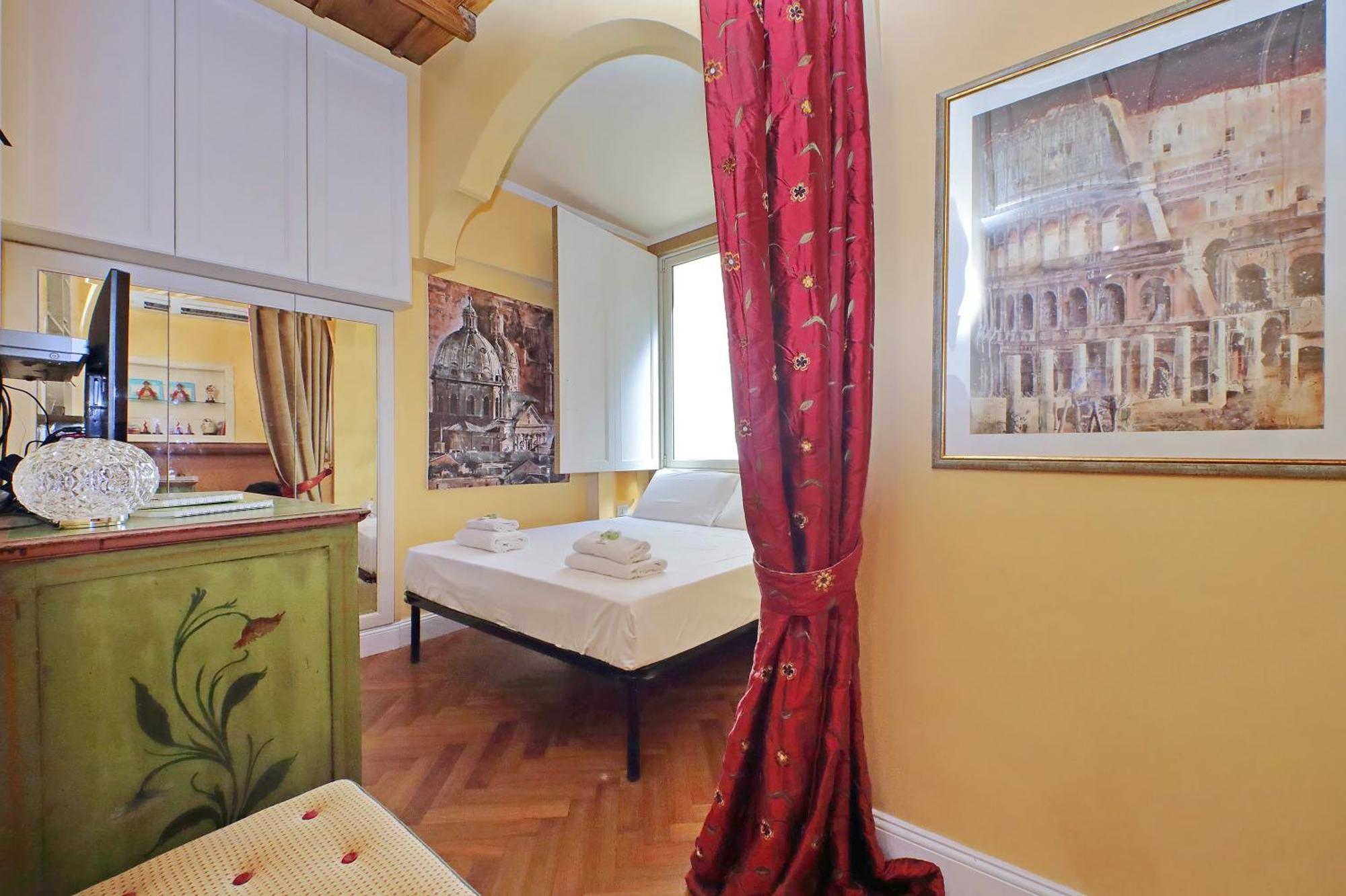 Pantheon Luxury * Rome