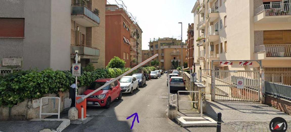 Joy House - Vaticano