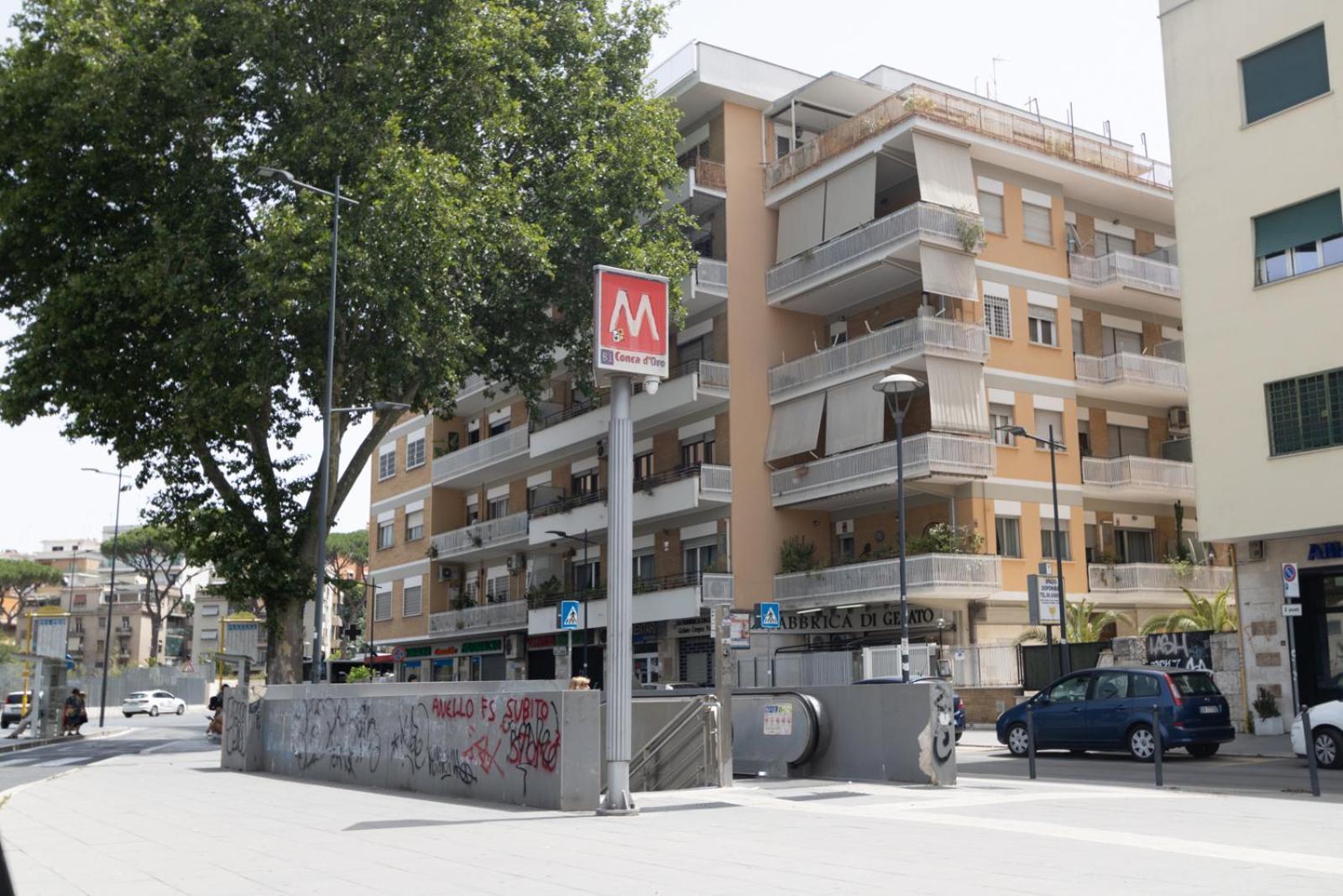 Via Conca D'oro Adiacente Fermata Della Metro B Roma