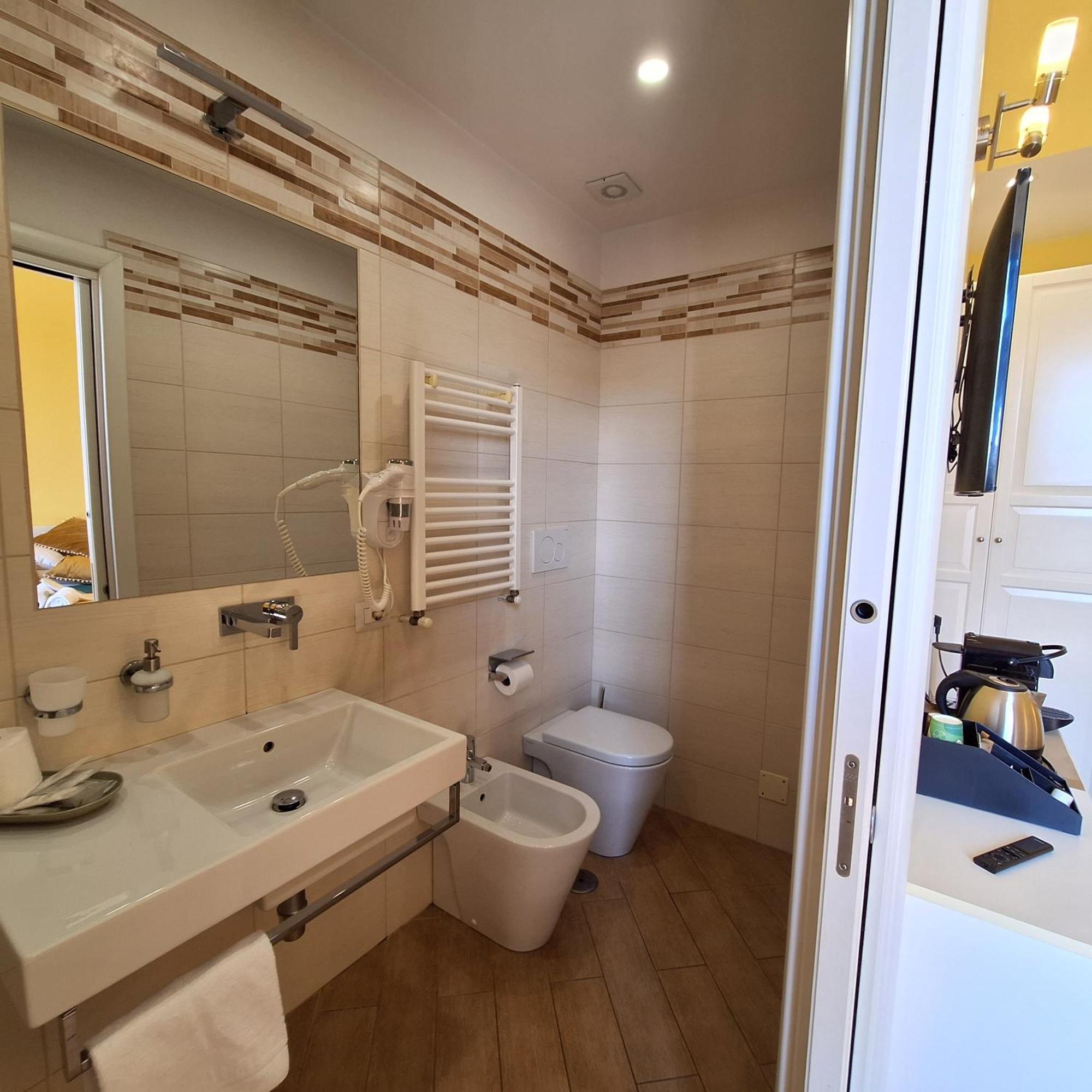 Residenze Serventi Longhi Guest house