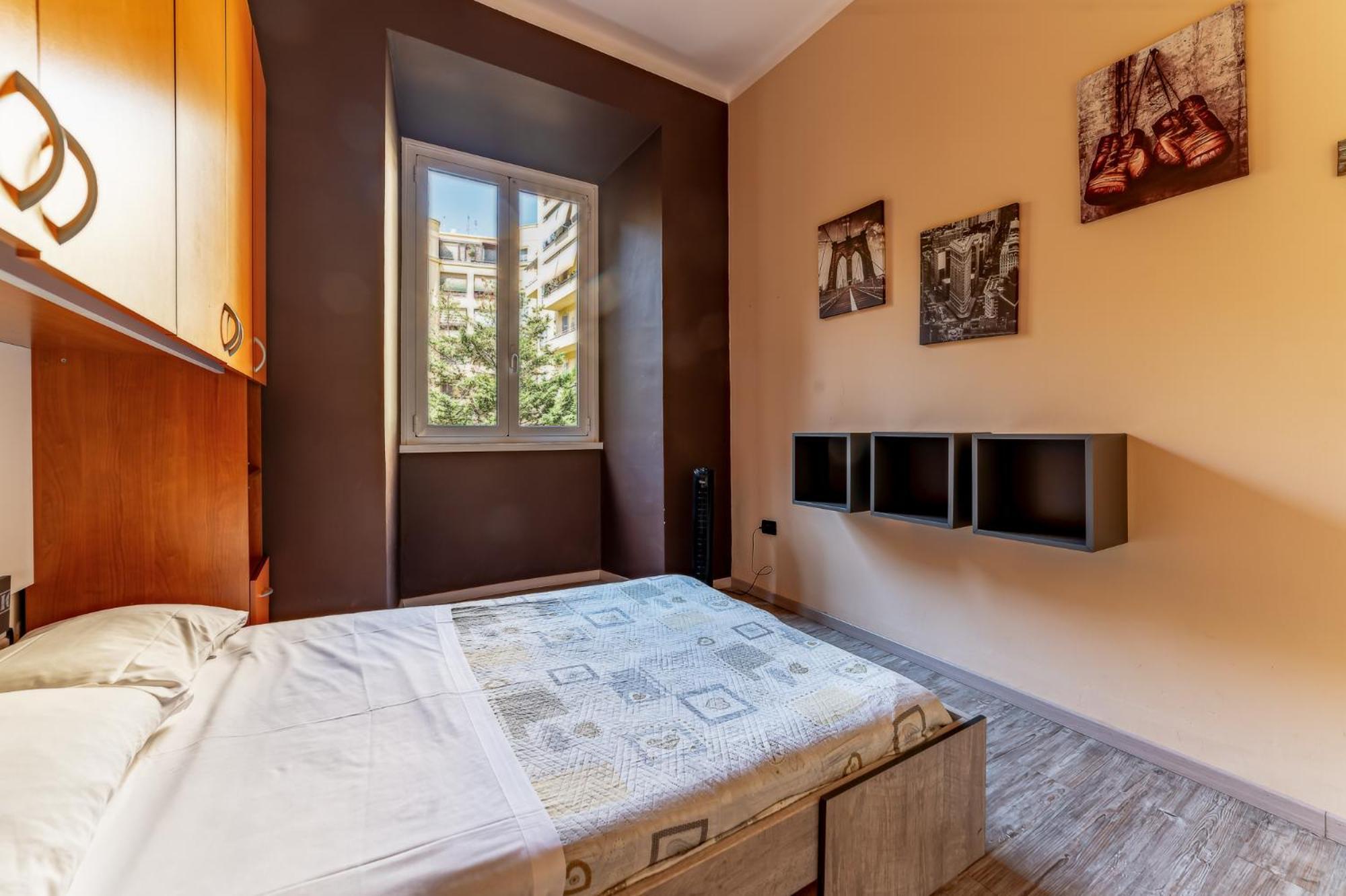 Apartment Claudio's Flat - Metro Re Di Rome