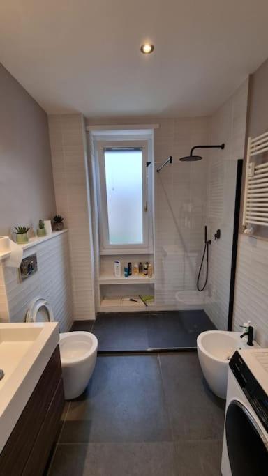 Apartment Piano - Intero A Rome