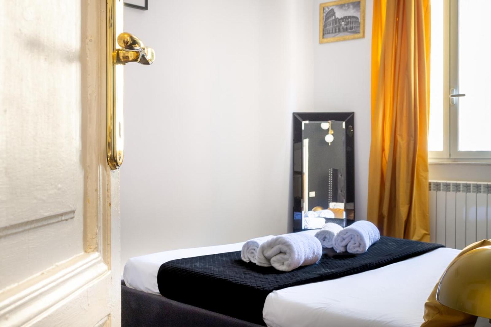 Tp Luxury San Giovanni * Rome