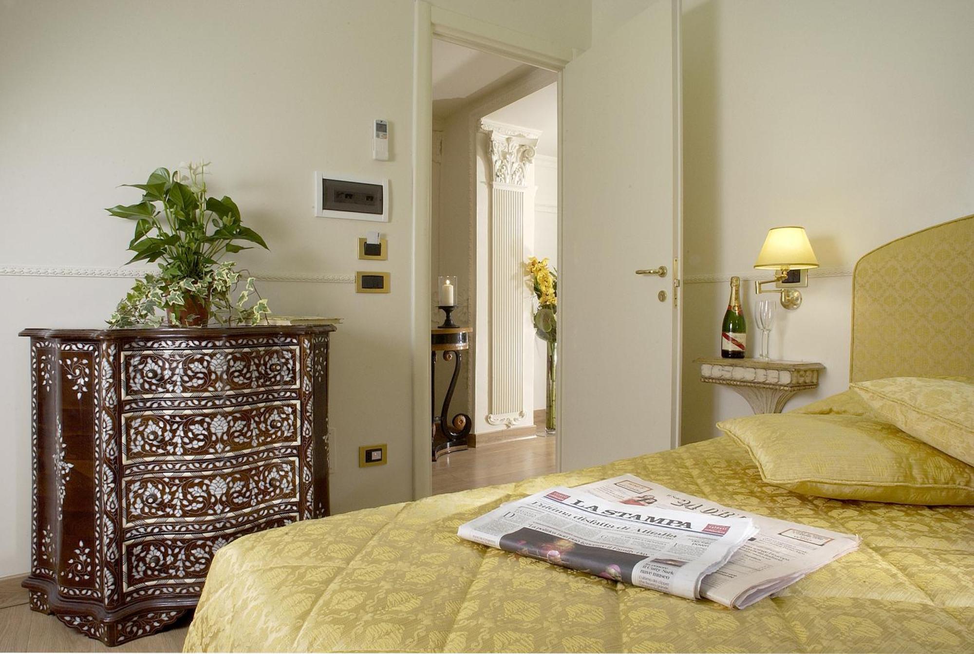 Suites Rome *