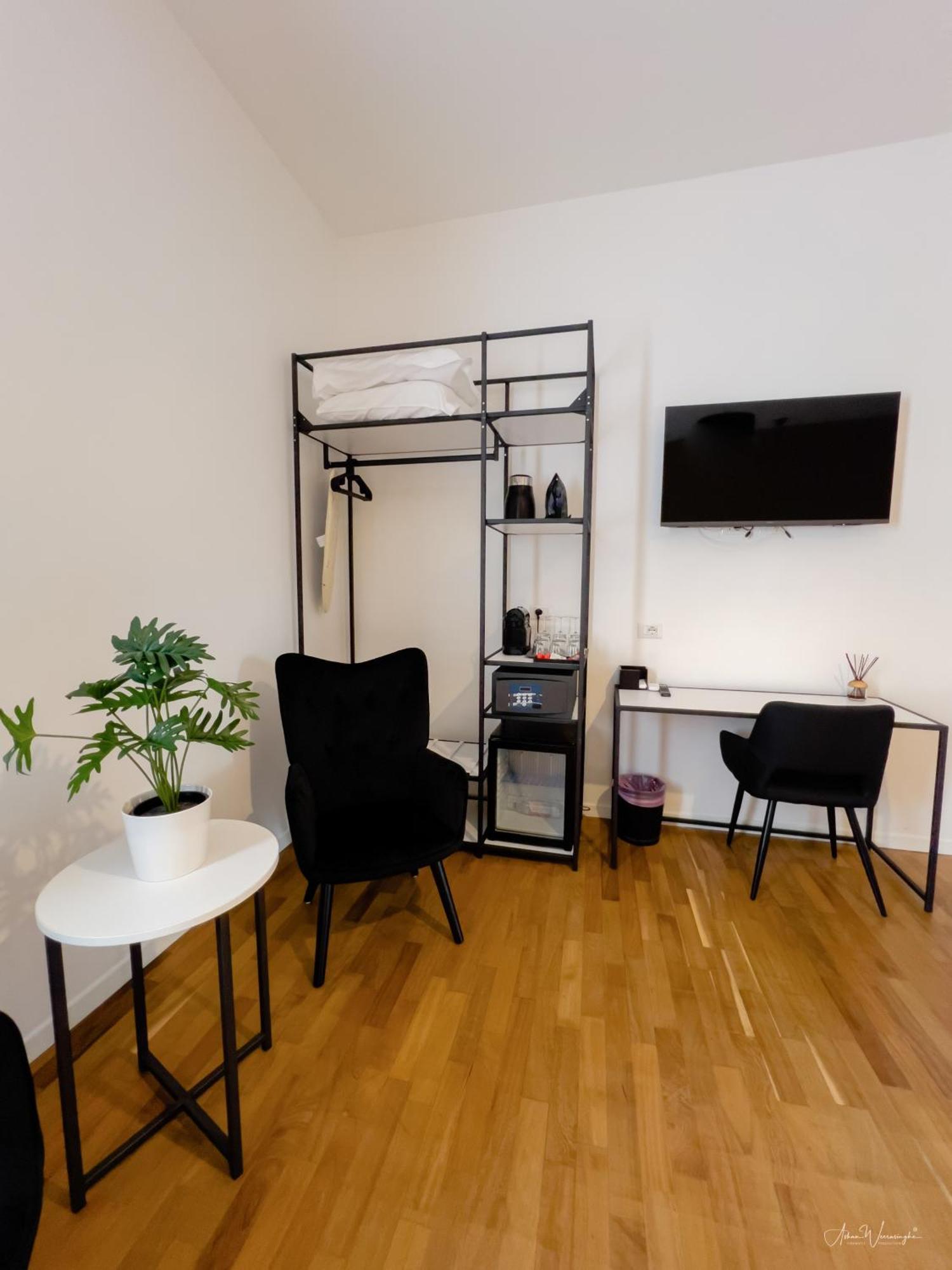 Magikrooms Topaz Rome
