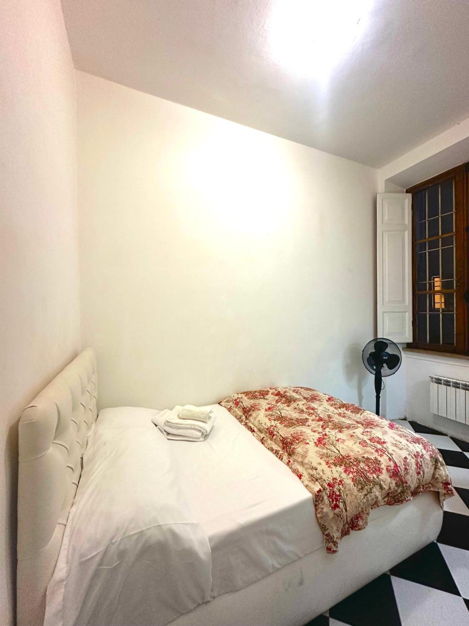 Apartment Sant'elena Retreat Rome
